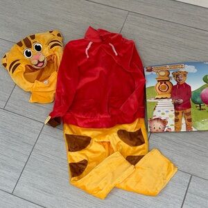 Daniel Tiger Costume Set - 3-4T